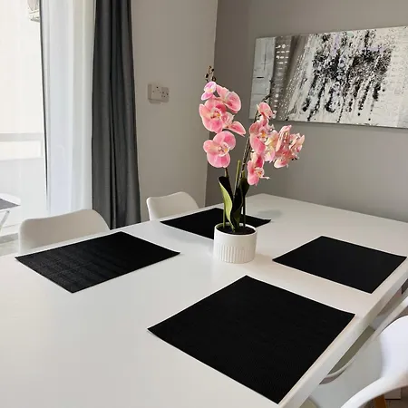 Sea View 3 Bedrooms Apartment Limasol Dış mekan fotoğraf