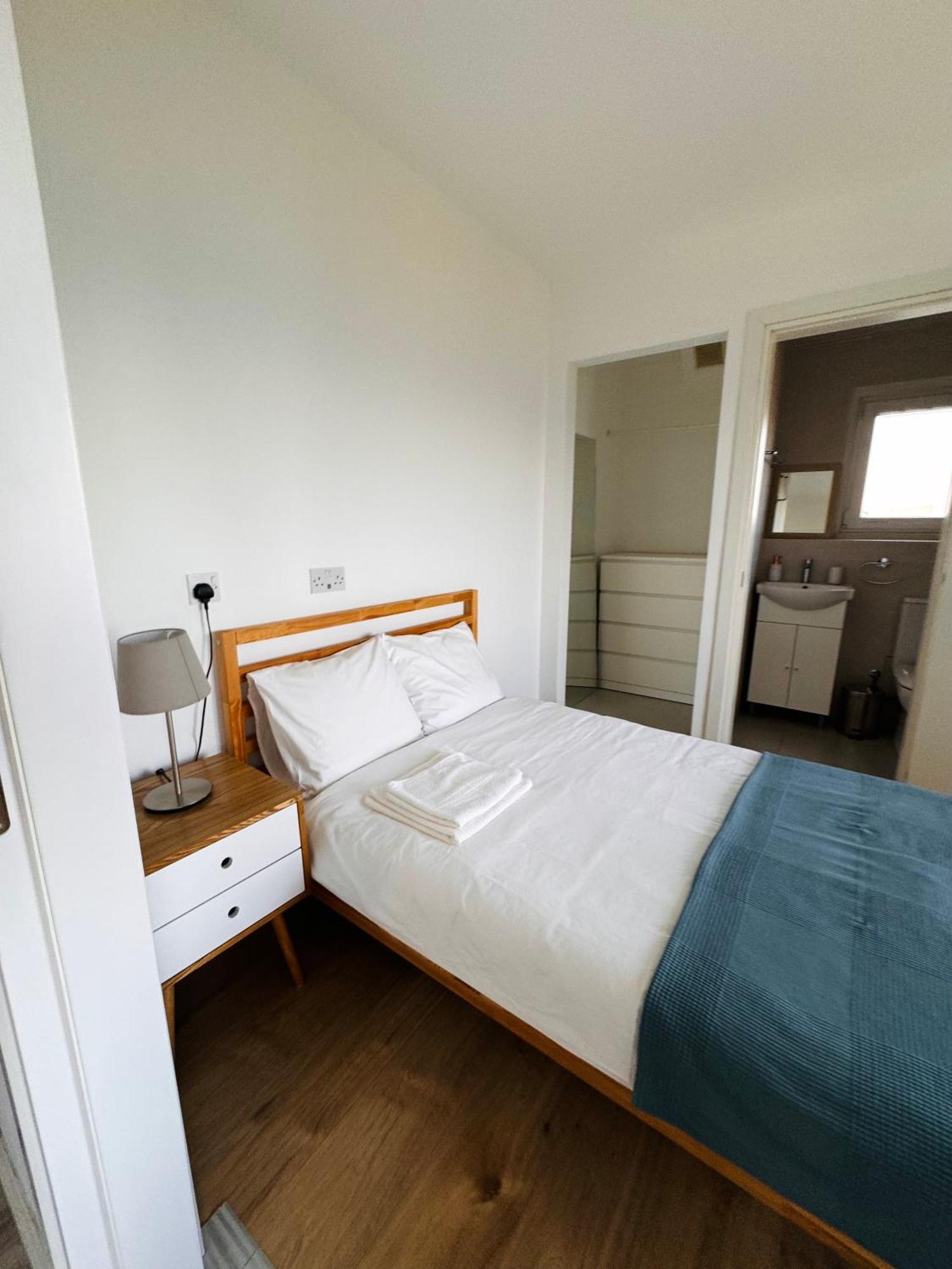 Sea View 3 Bedrooms Apartment Limassol