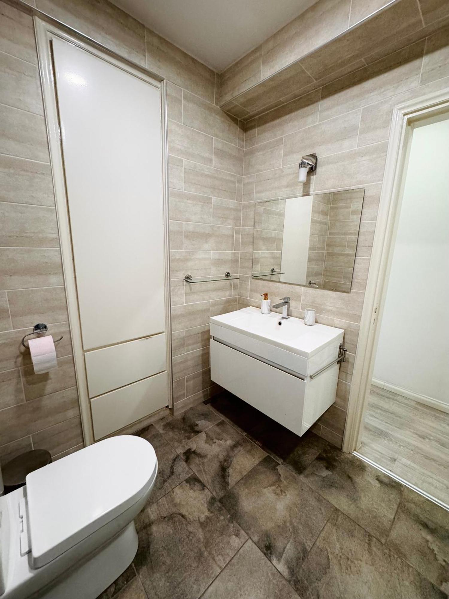 Sea View 3 Bedrooms Apartment *